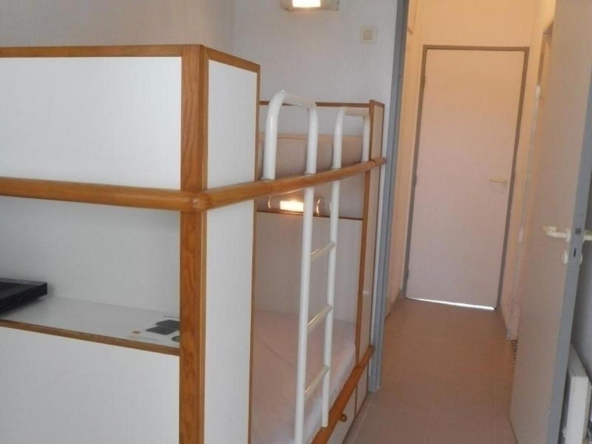 Studio Renove En Bord De Mer Avec Terrasse, Parking Et Wifi A Villeneuve-Loubet - Fr-1-252A-29 Bagian luar foto