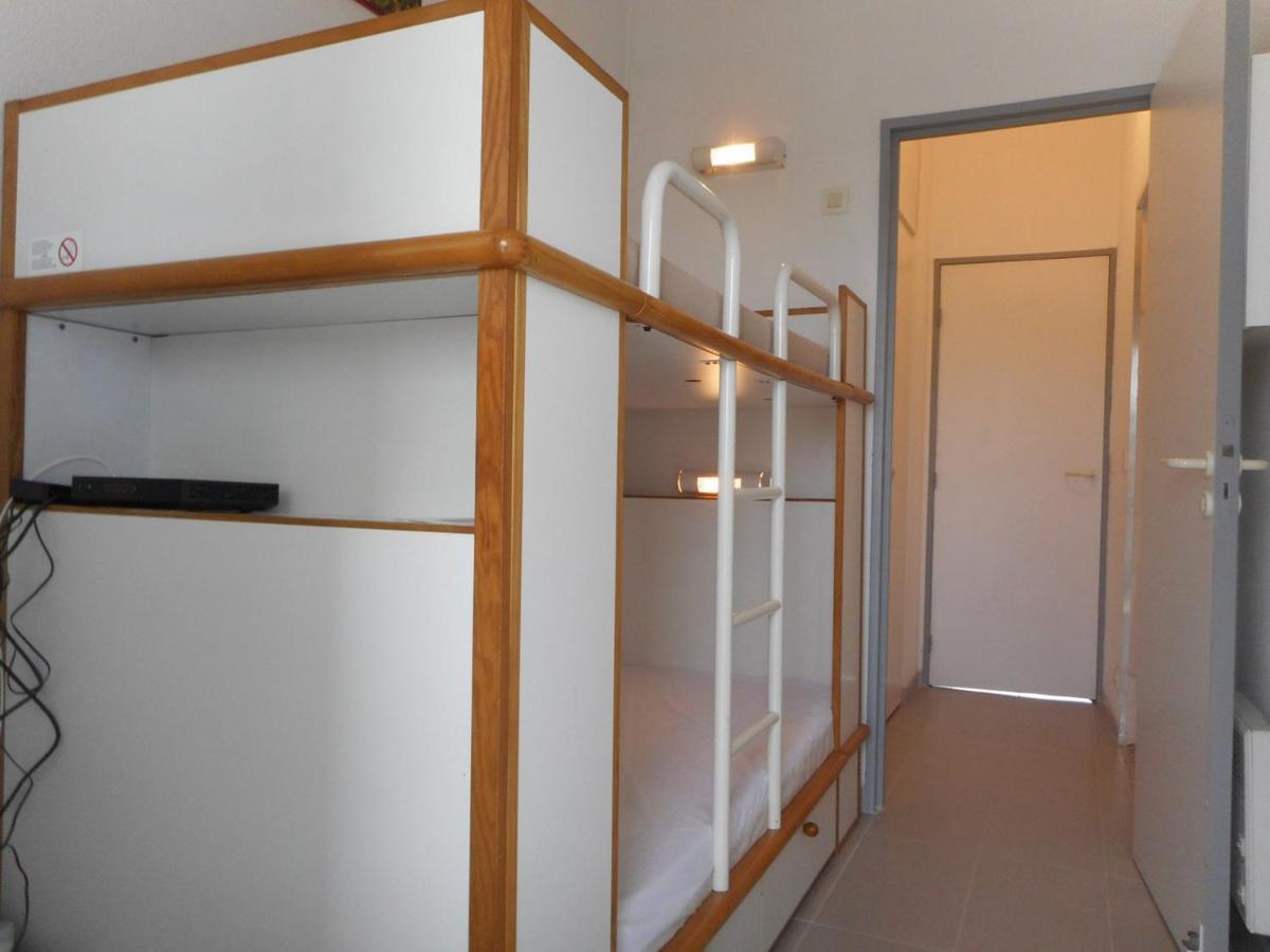 Studio Renove En Bord De Mer Avec Terrasse, Parking Et Wifi A Villeneuve-Loubet - Fr-1-252A-29 Bagian luar foto